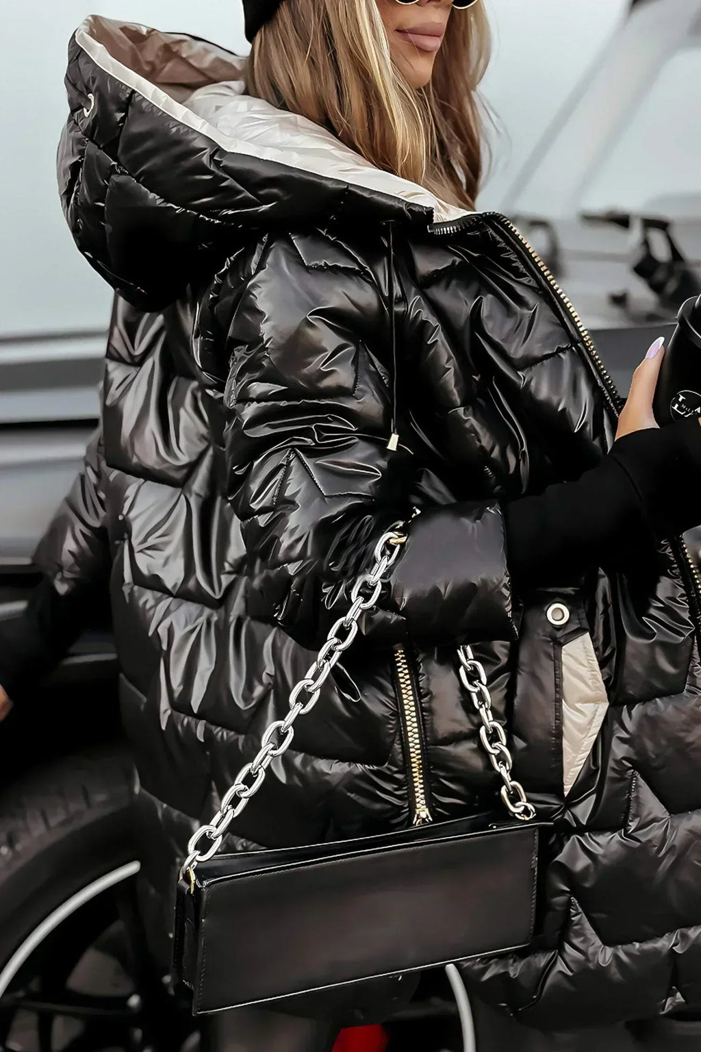 Chloe | Long and Warm quilted jacket with wraparound hood