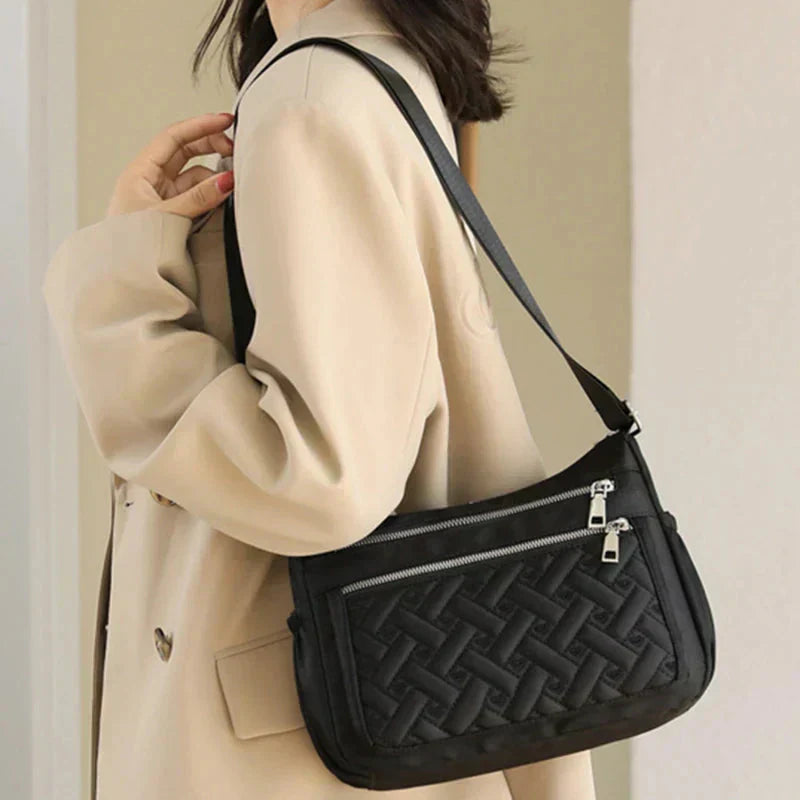 Aranya™ | Nylon messenger bag